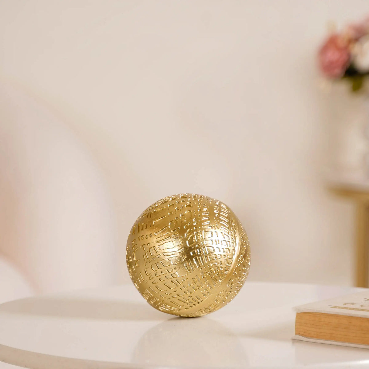Modern Art Yarn Ball Showpiece Gold Nestasia