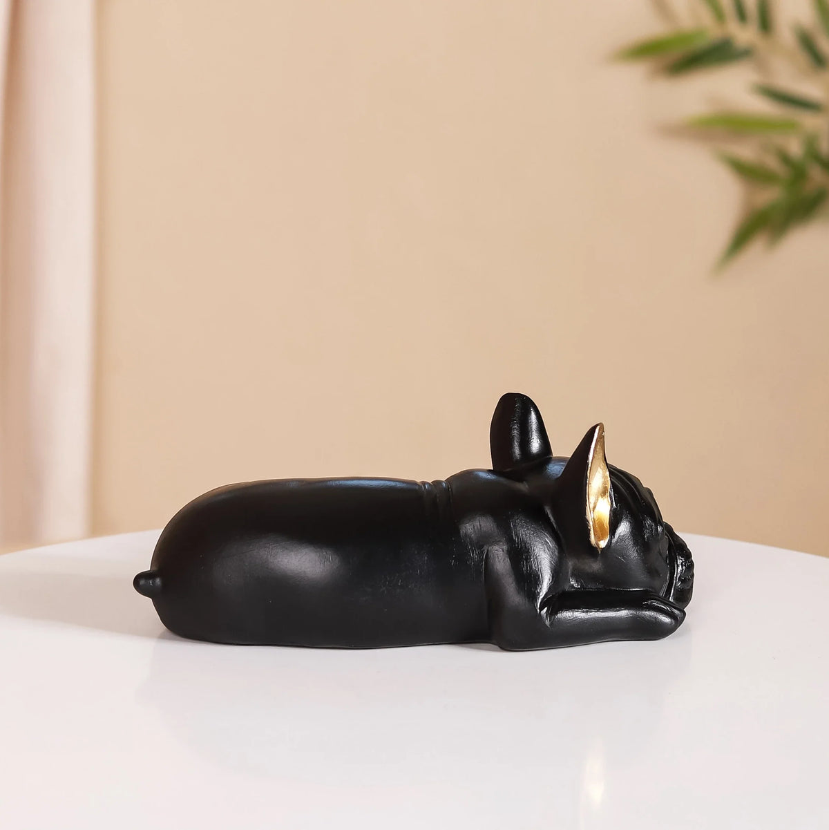 Bulldog Figurine Black Nestasia