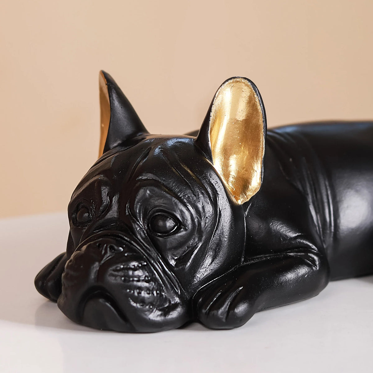 Bulldog Figurine Black Nestasia