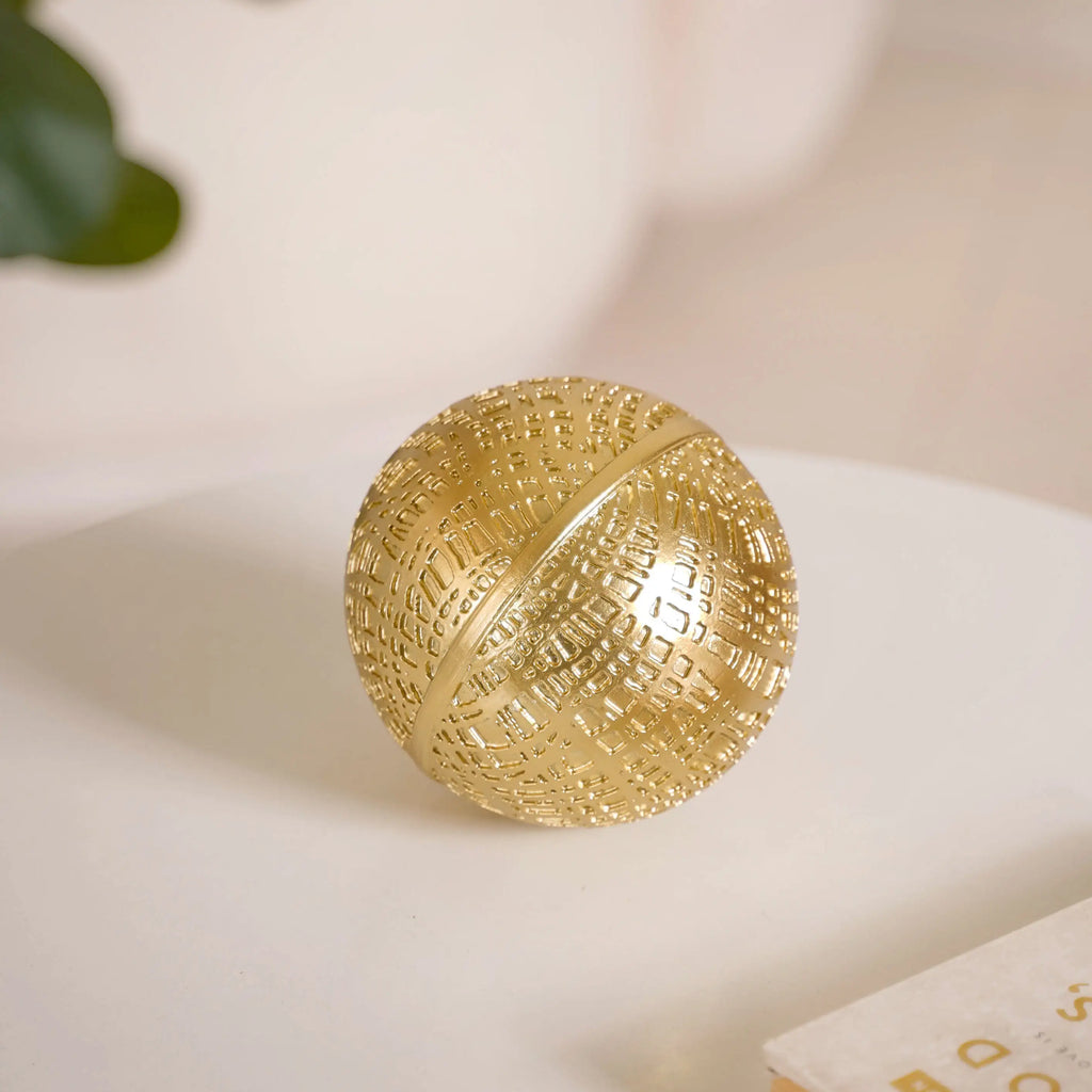 Modern Art Yarn Ball Showpiece Gold Nestasia