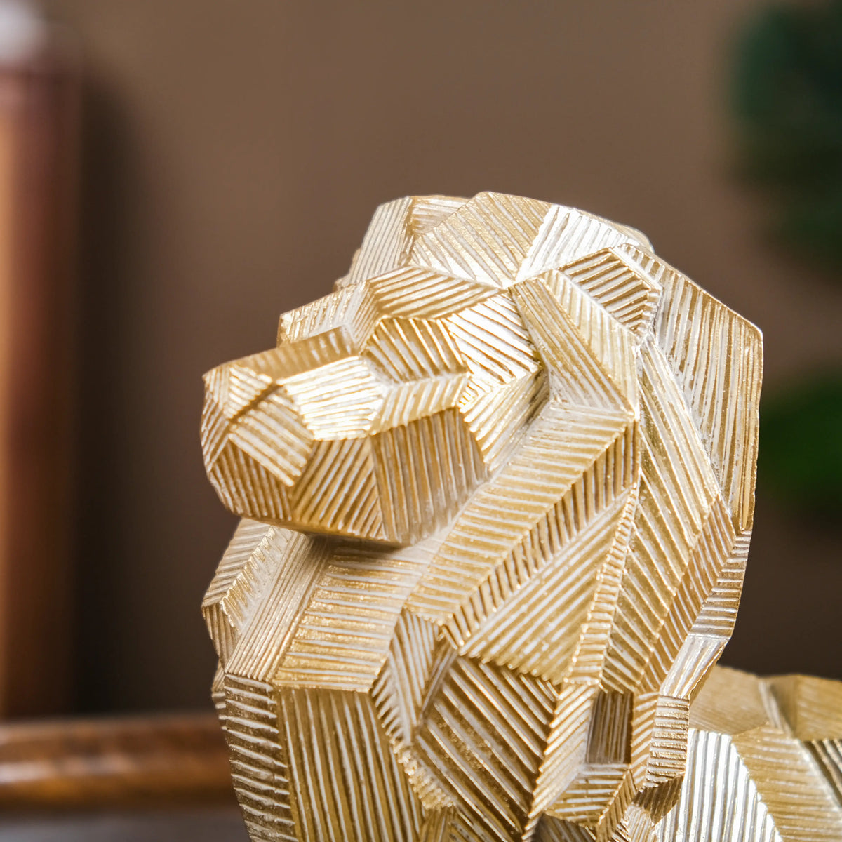 Majestic Lion Modern Decor Gold Nestasia