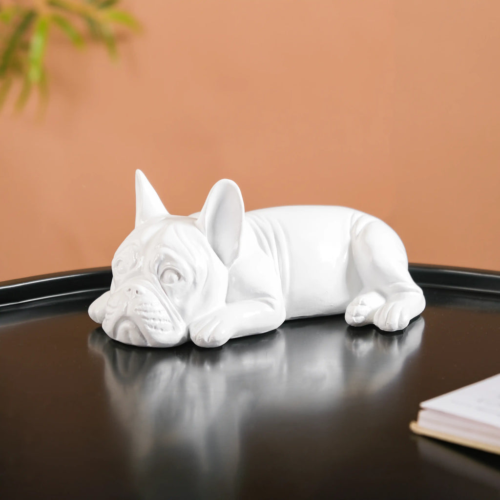 White Bulldog Showpiece Nestasia