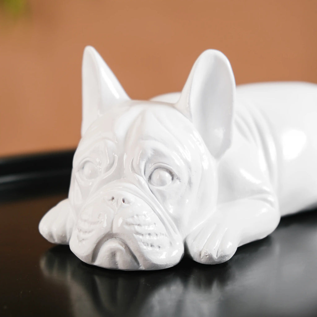 White Bulldog Showpiece Nestasia