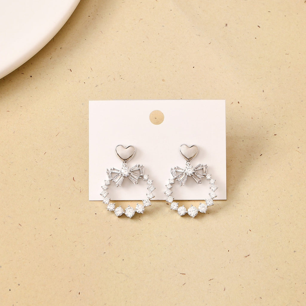 Silver Heart Wreath Dangler Earrings Nestasia