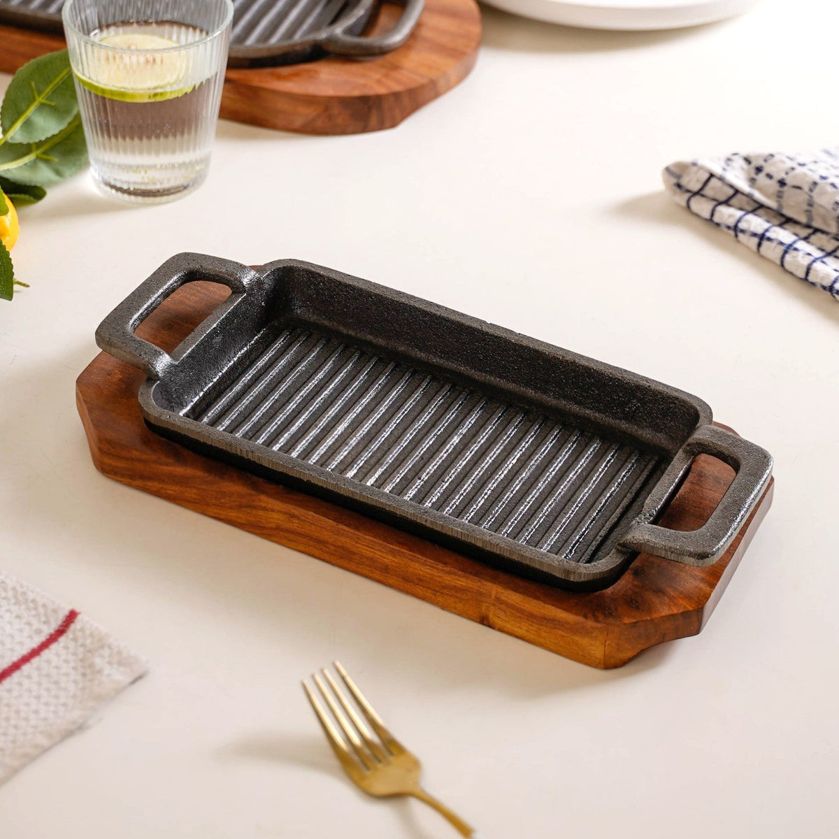 Sizzler Hotplate Grill With Wooden Tray Nestasia