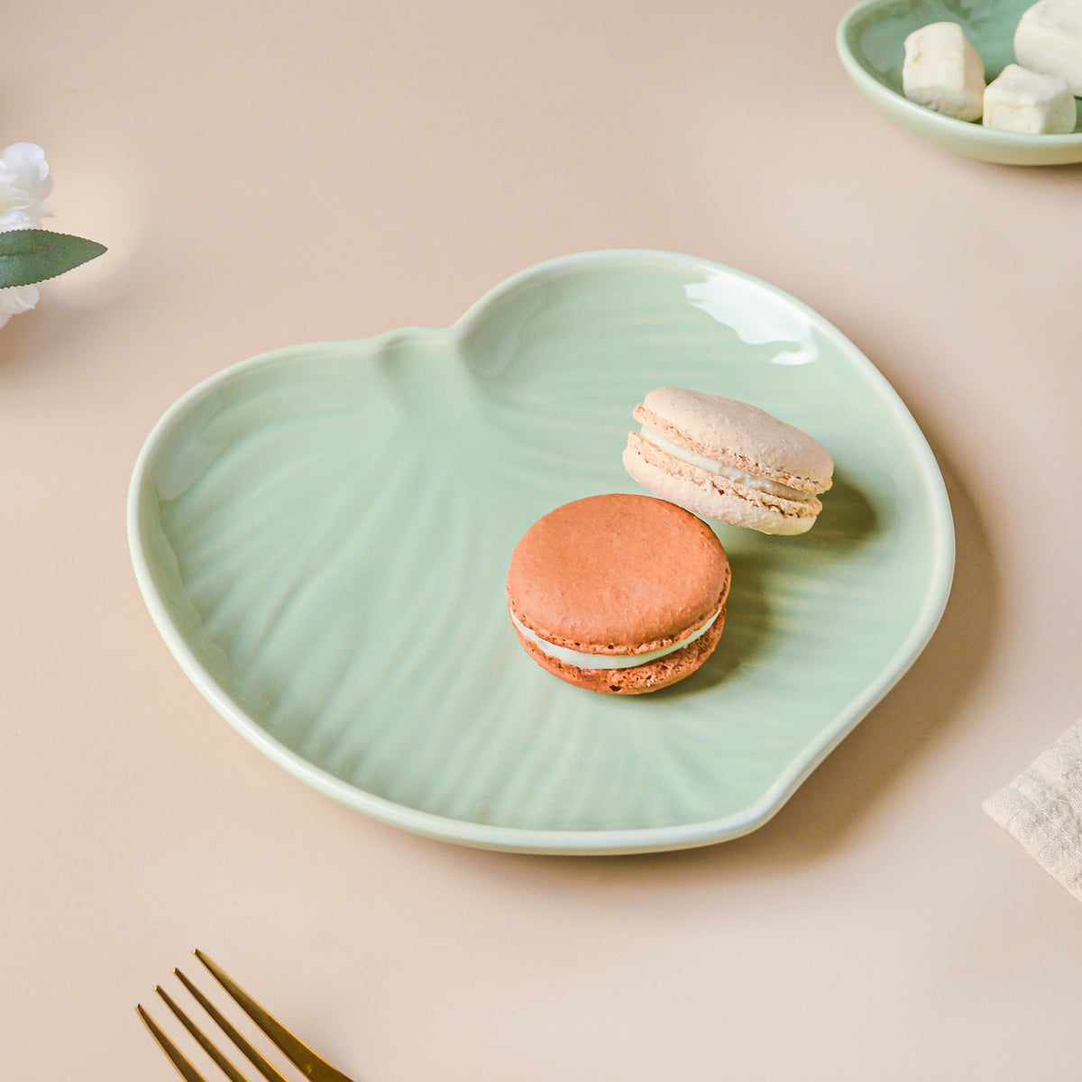Taro Leaf 30 Piece Dinner Set For 6 Nestasia