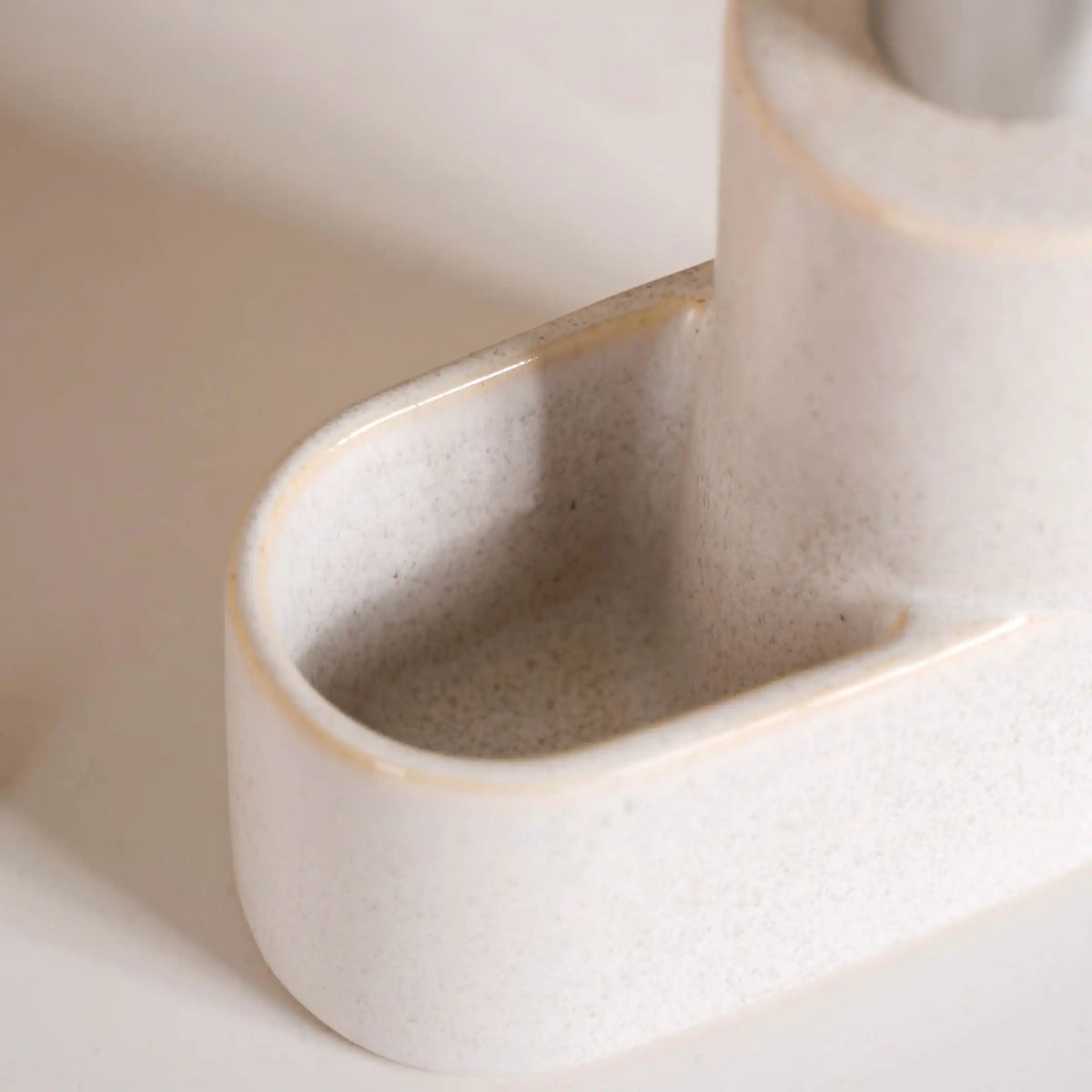 Ceramic Soap Dispenser With Stand Nestasia