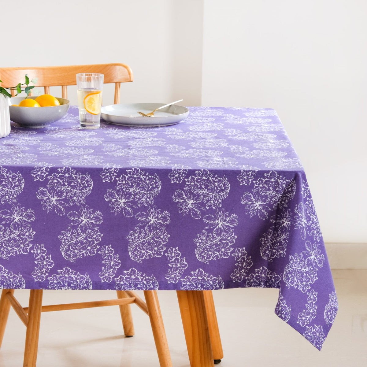 Soft Lilac Table Cloth For 6 Seater 154 x 208cm Nestasia