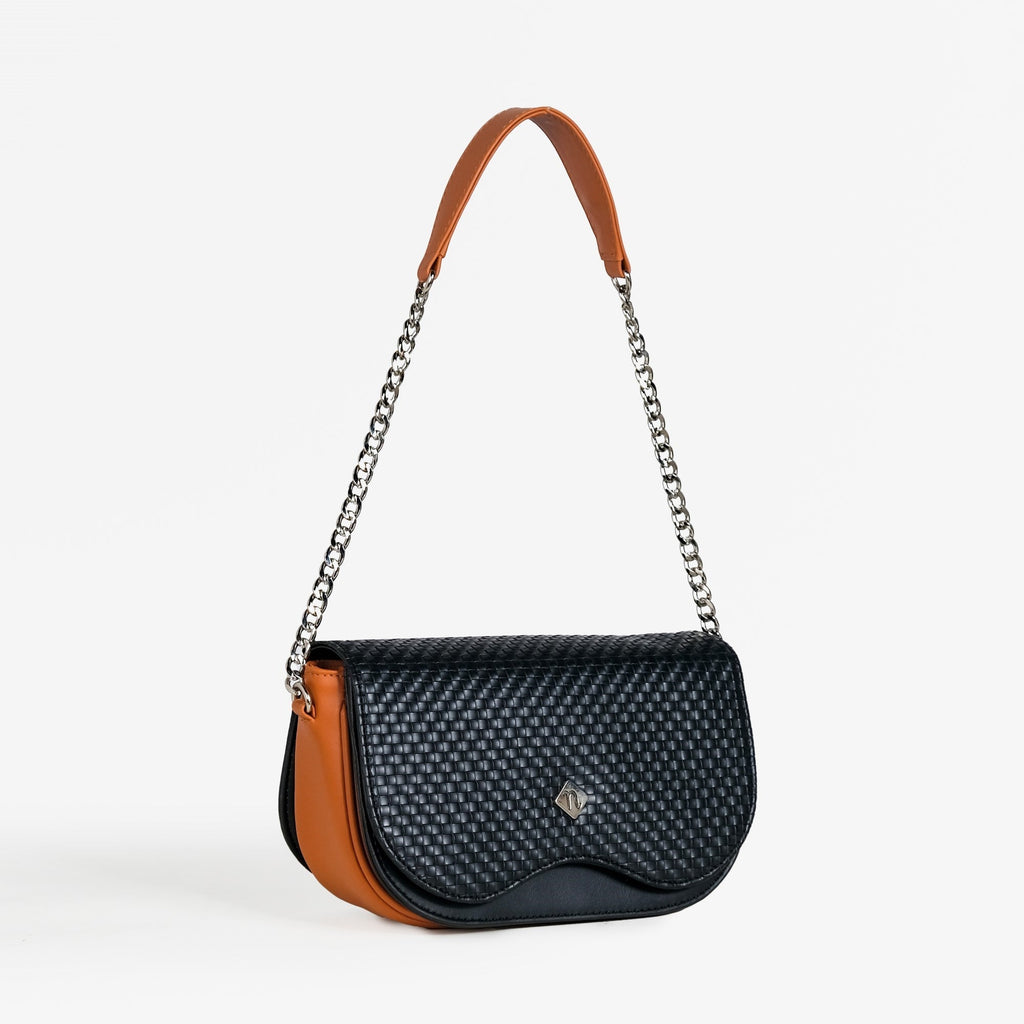 Soi Tresse Saddle Shoulder Bag Nestasia