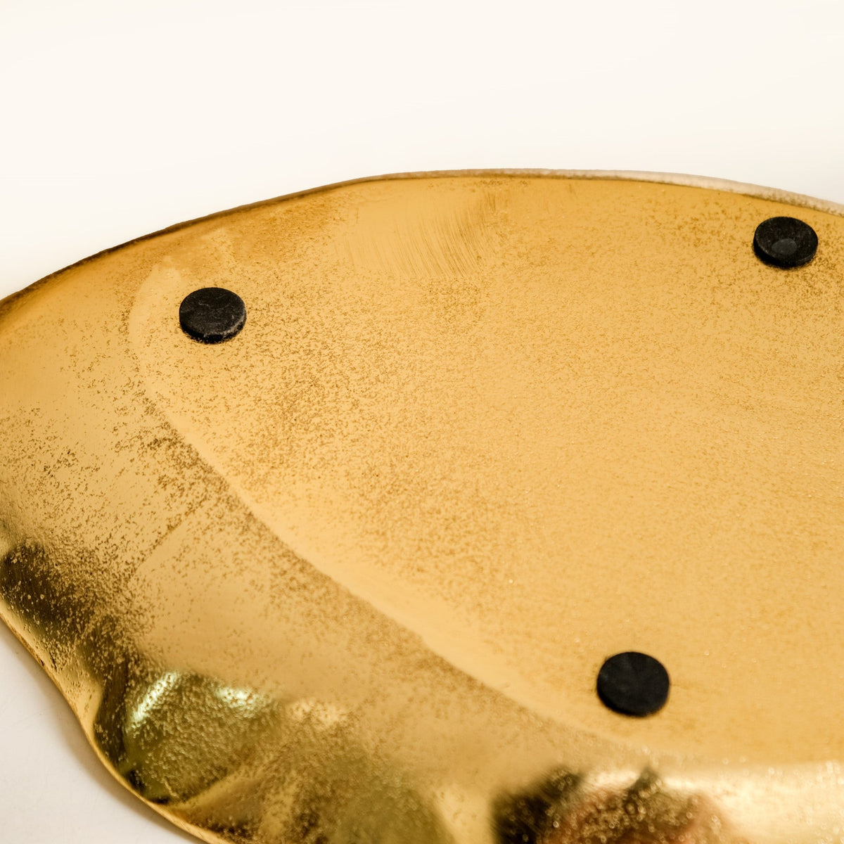 Statement Leaf Embossed Large Table Decorative Tray Nestasia