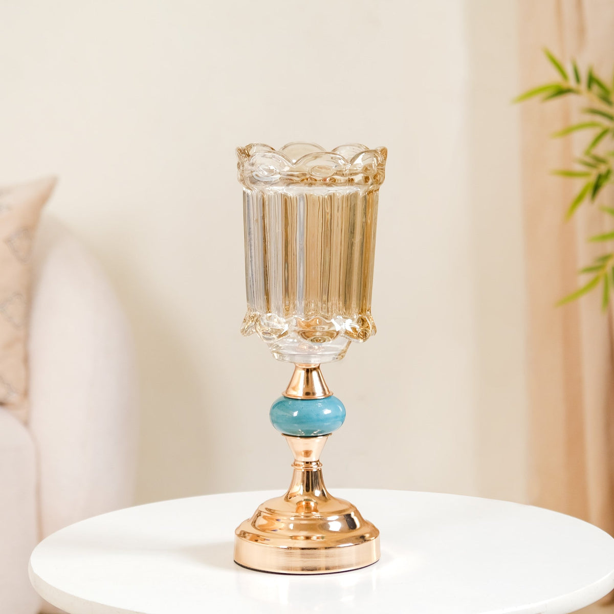 Scalloped Glass Hurricane Candle Stand And Vase Nestasia