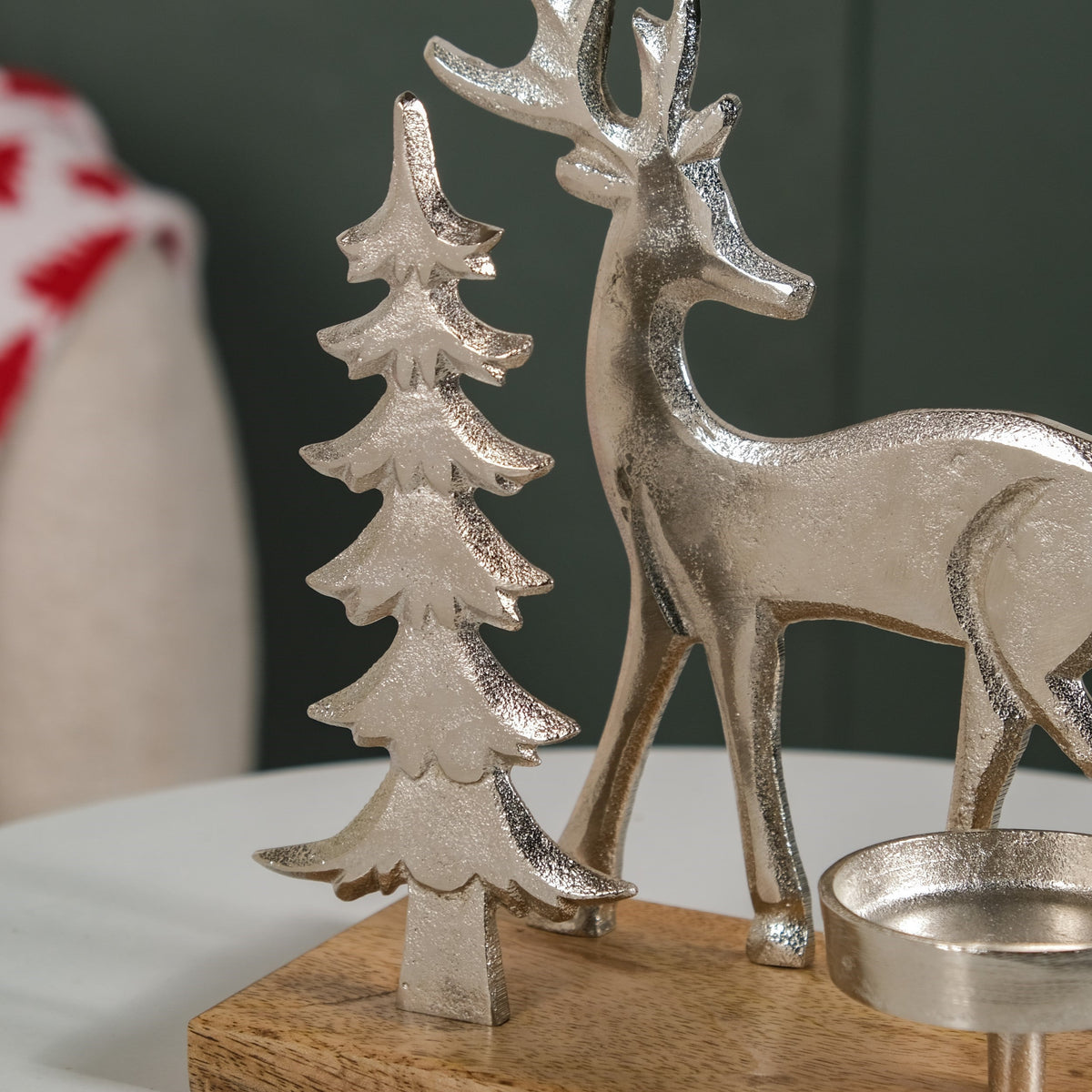 Christmas Tree And Reindeer Candle Holder Nestasia