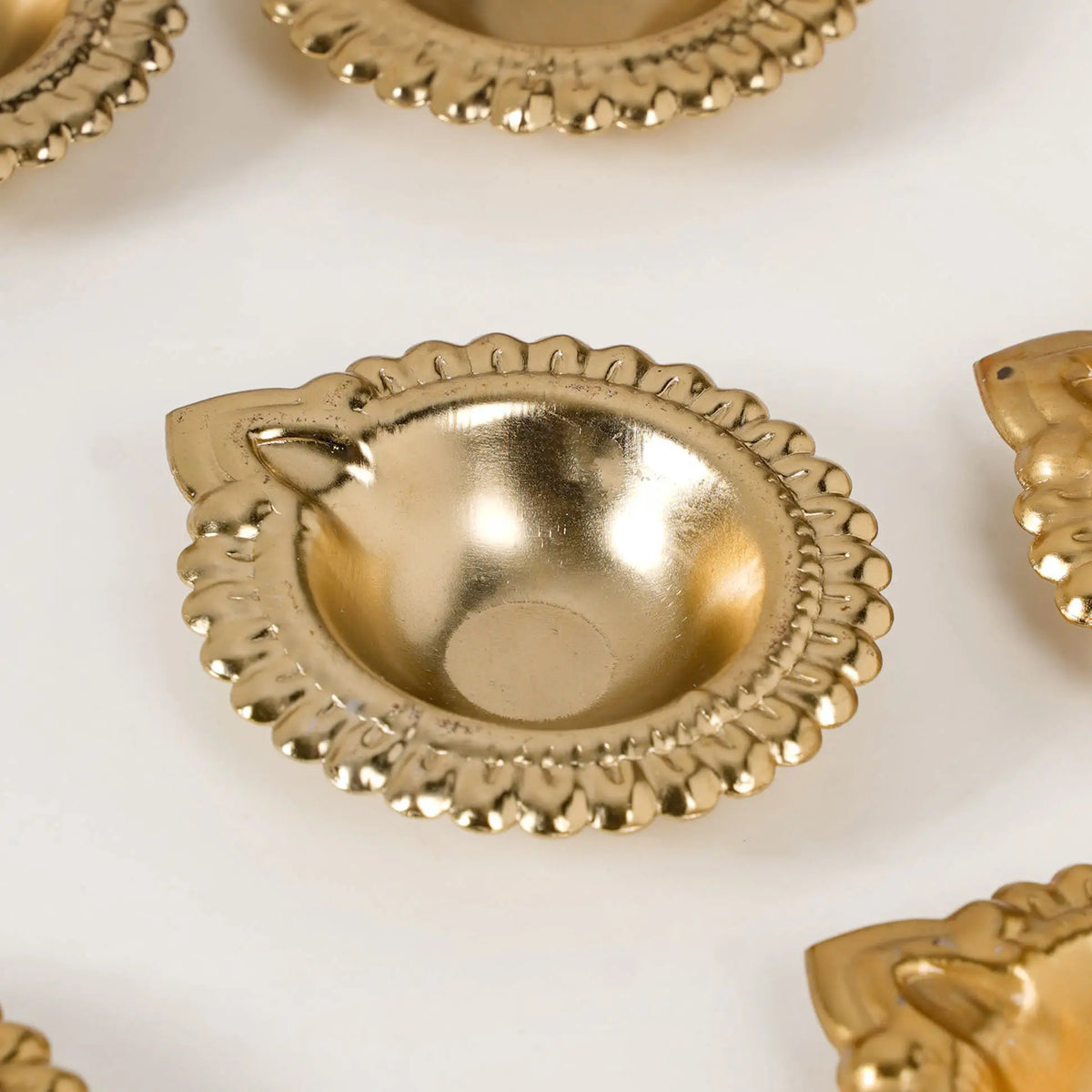 Decorative Tea Light Holder Gold Metal Reusable Set Of 11 Nestasia