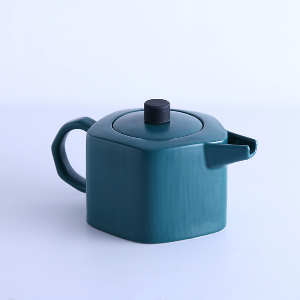 GEOMETRIC Pentagon Tea Pot Nestasia