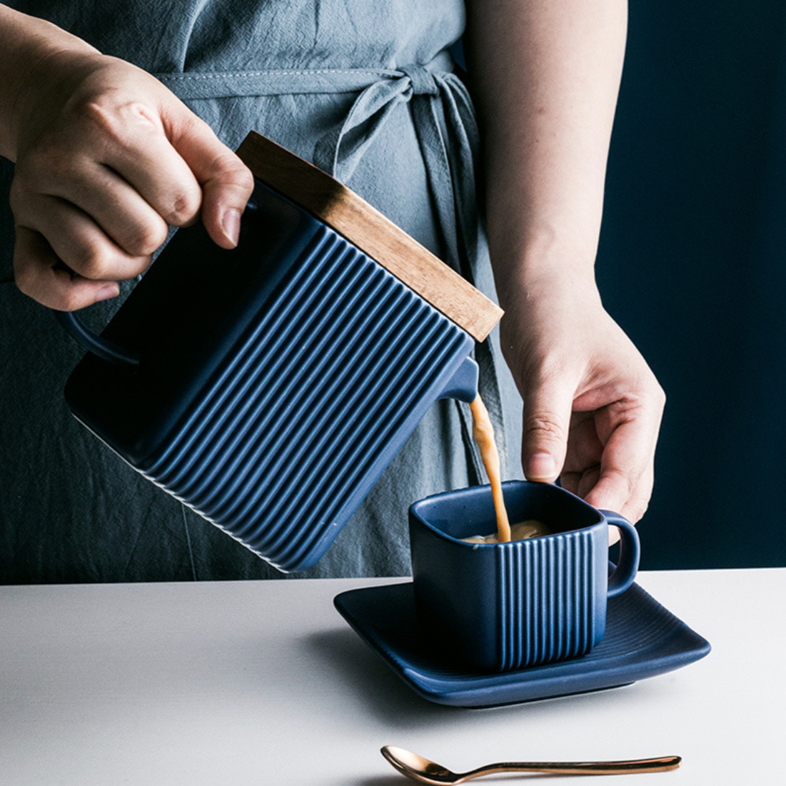 Ceramic Kettle Nestasia