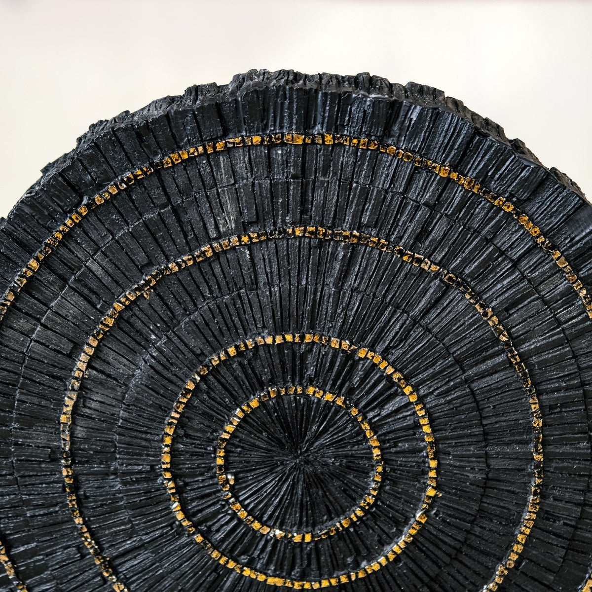 Modern Mystique Decor Showpiece Black Nestasia