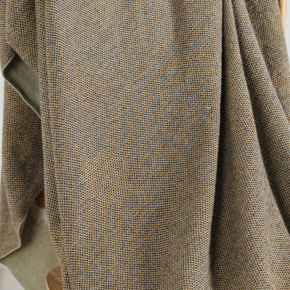 Daisy Delight Pure Cotton Throw Blanket Nestasia