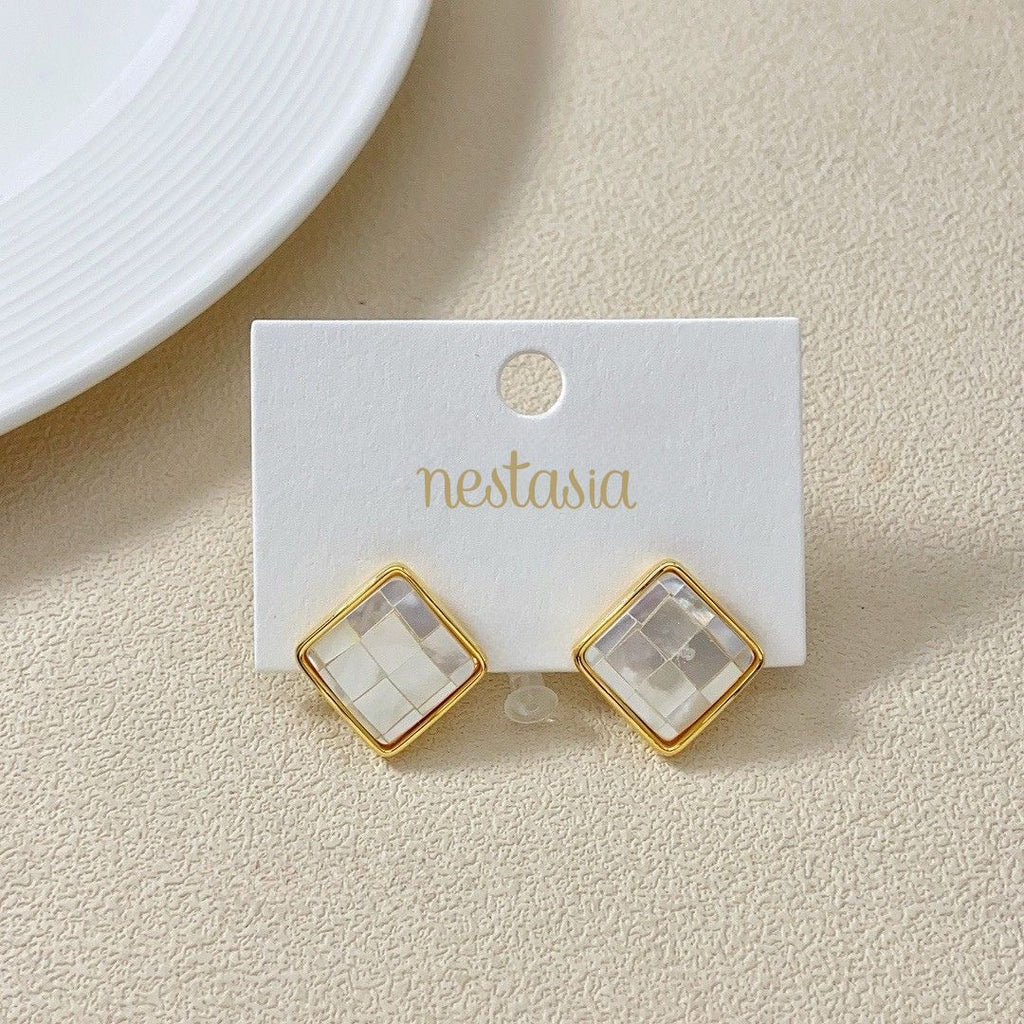 Tiled Pearl Square Studs Nestasia