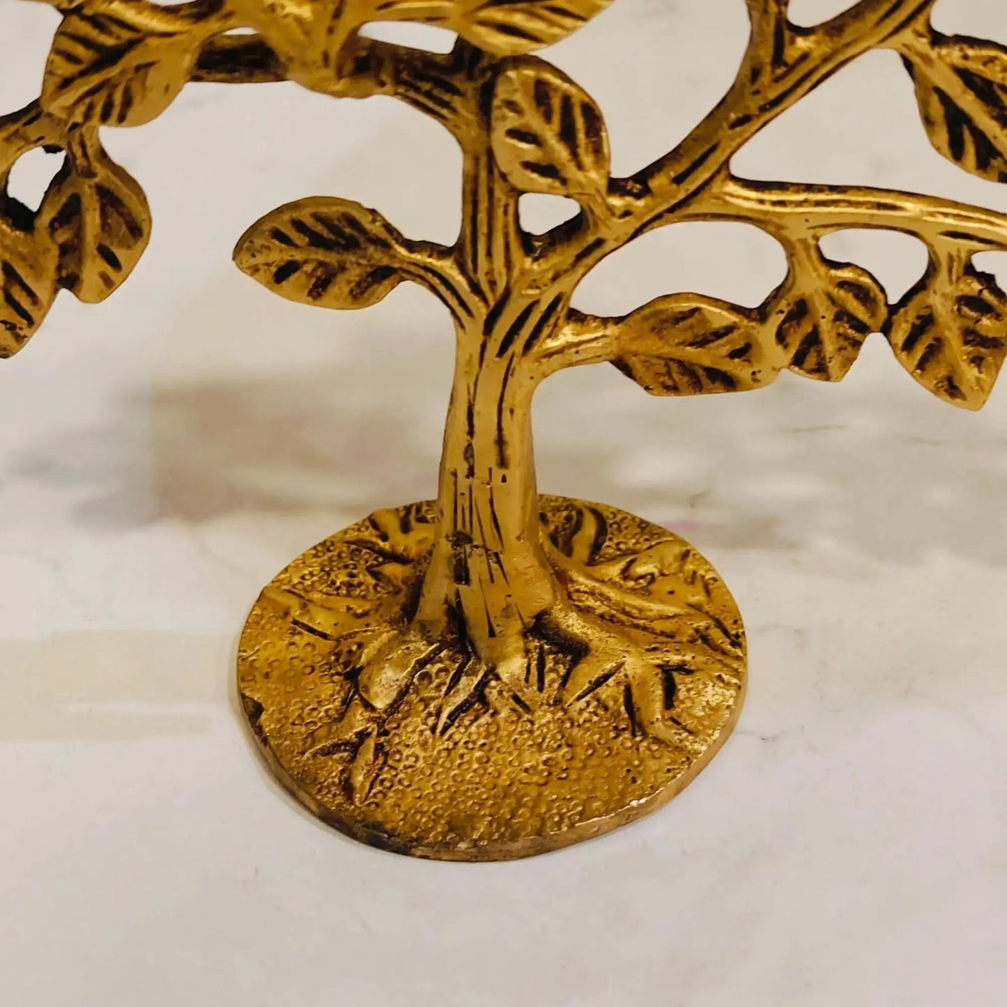Brass Kalpavriksha Tree | Tree of Life Showpiece for Home Decor & VastuPremium Brass Kalpavriksha Tree |Vastu Positive Energy Decor |Festival Gift Item (Yellow,6 Inch)