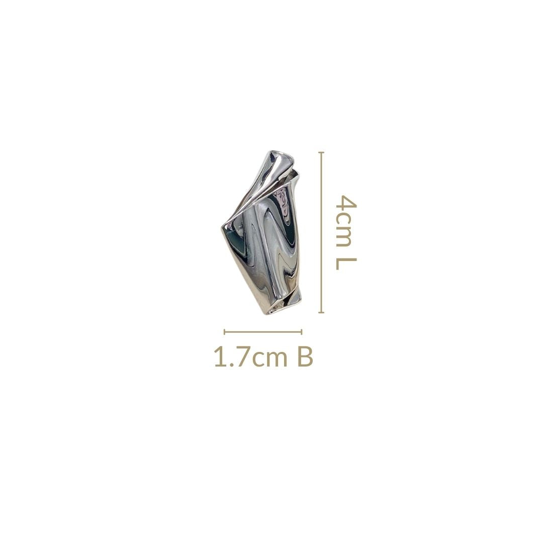 Twisted Form Drop Earrings Silver Nestasia