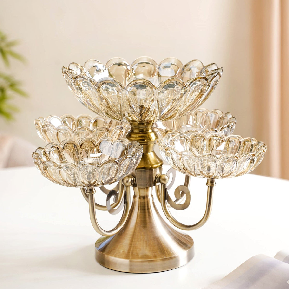 Multilayer Decorative Rotating Glass Bowls Set of 5 With Stand Nestasia