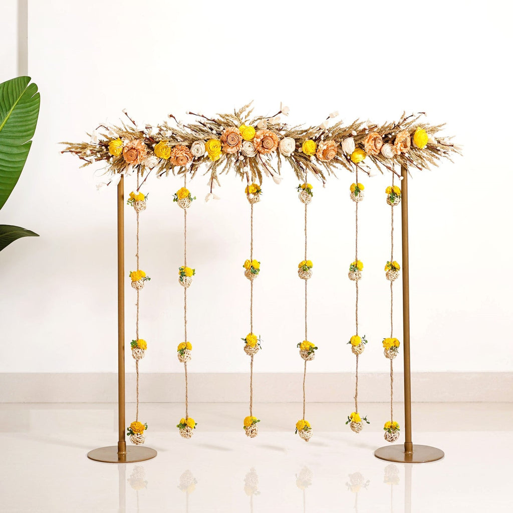 Luxurious Gold Backdrop Frame With Flower Decor 36 Inch Nestasia