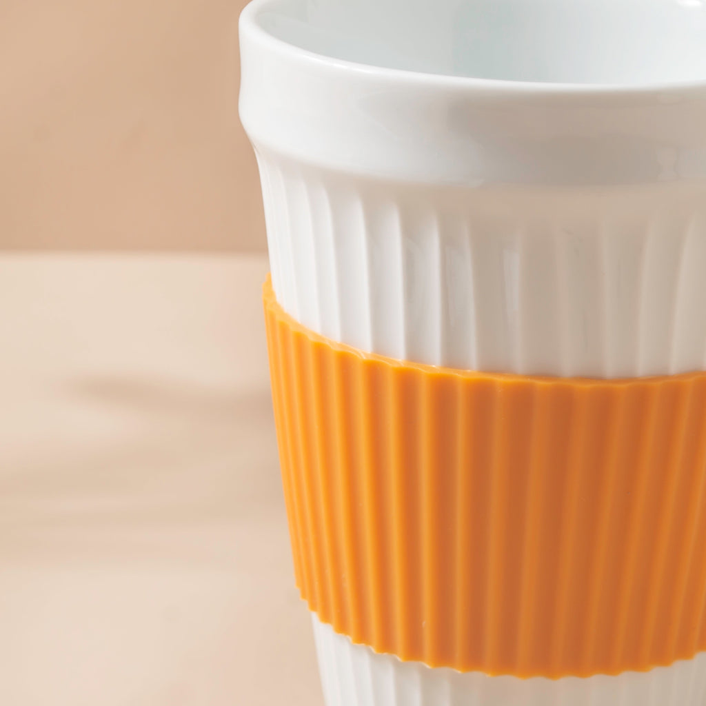 White Ribbed Drinkware With Silicone Band 400 ml Nestasia