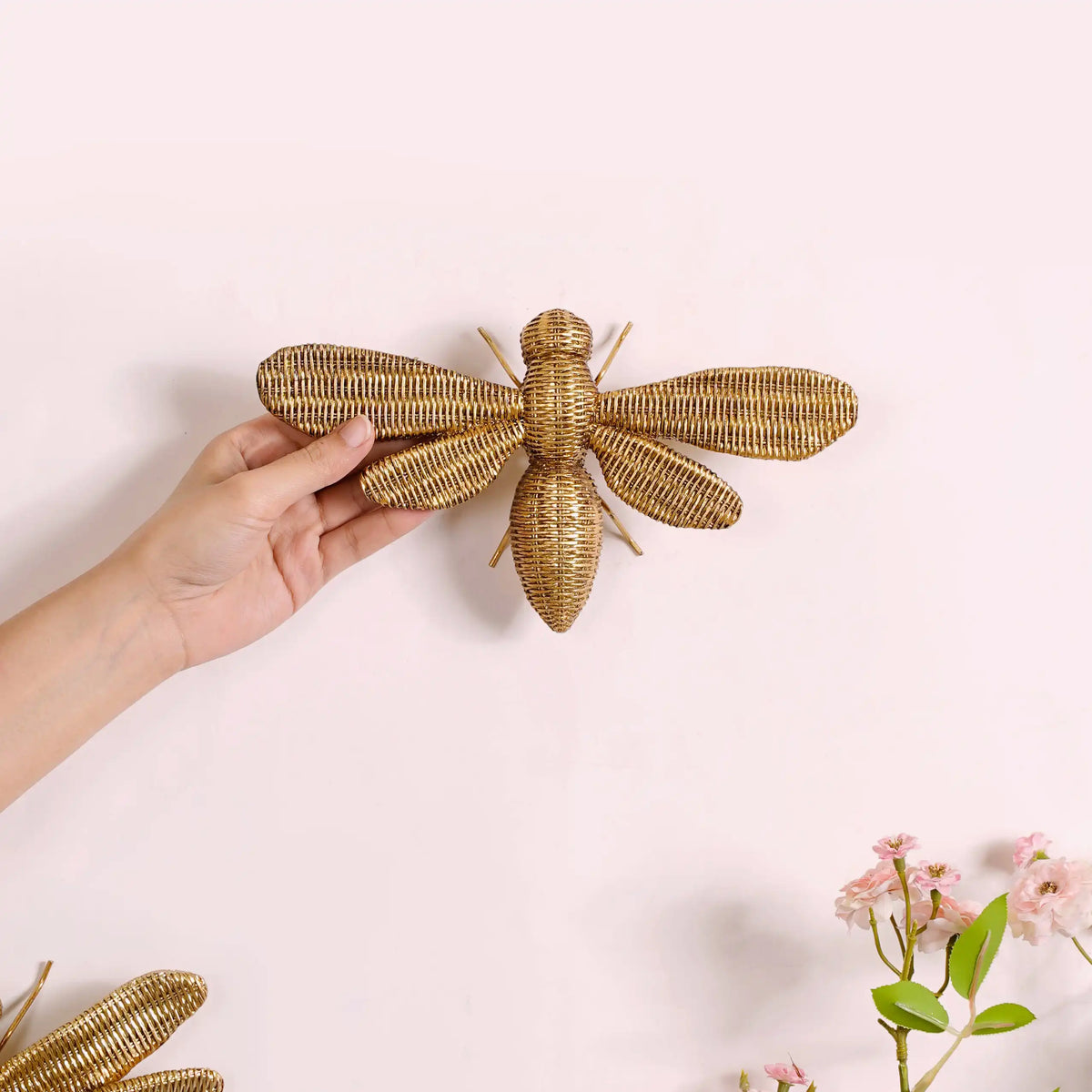 Honeybee Wall Decor Gold Nestasia