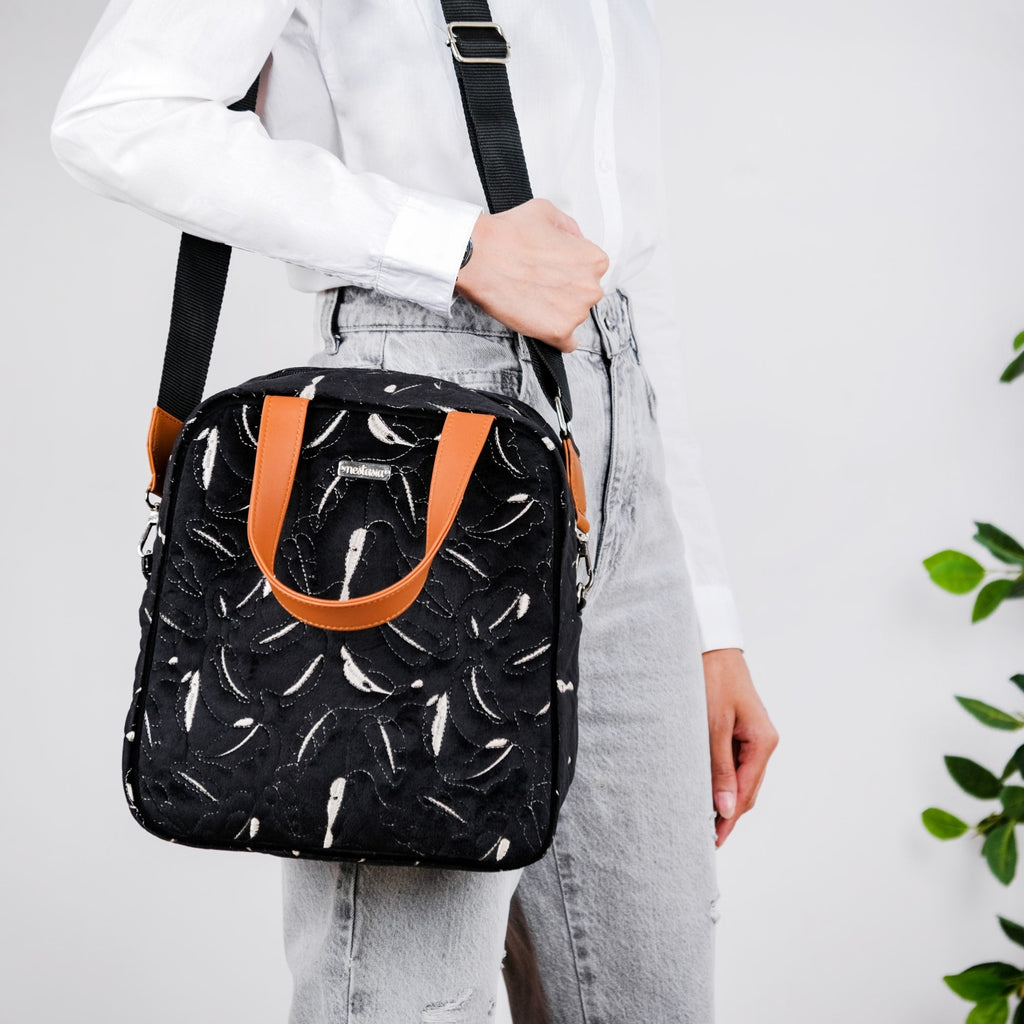 Thermal Insulated Lunch Bag Black Nestasia