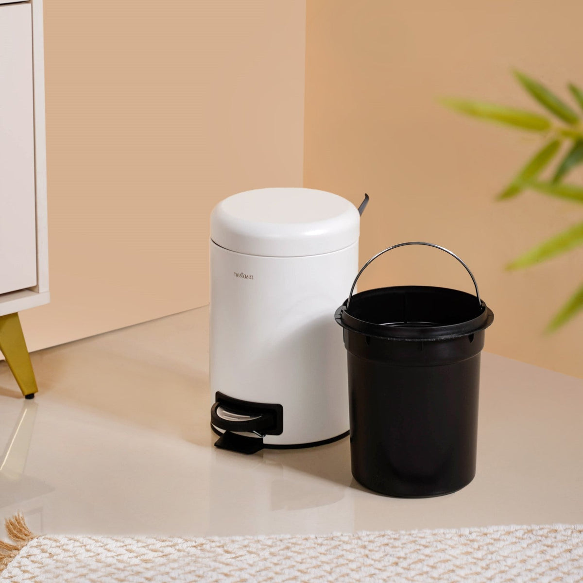 Clean Curve Pedal Operated Metal Dustbin With Bucket White 3000ml Nestasia