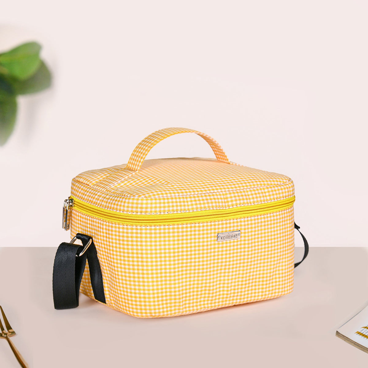 Sunshine Checkered Insulated Lunch Bag Nestasia